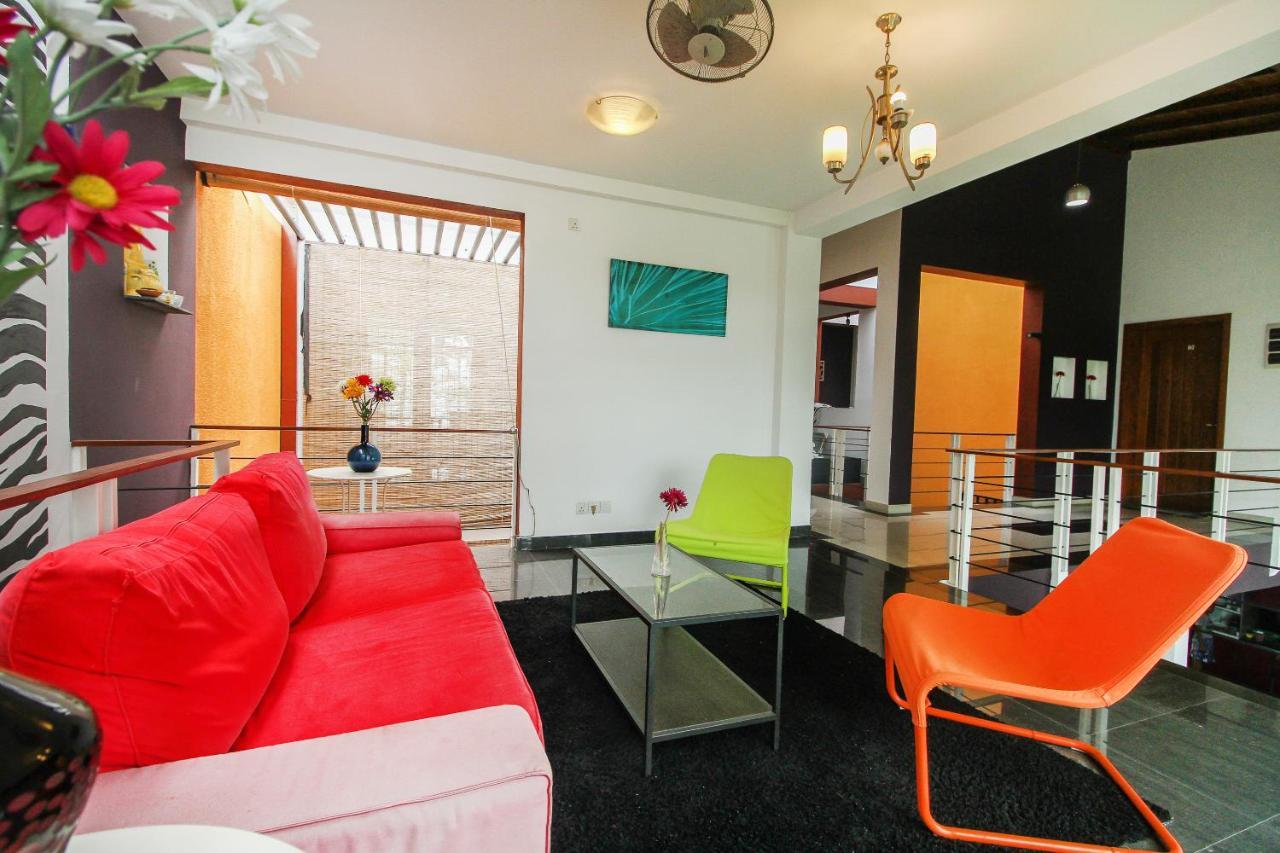 Oyo 437 Amali Residence Nugegoda Esterno foto